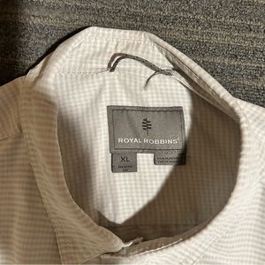 Royal Robins MEN’S XL DESERT PUCKER DRY SHORT SLEEVE. Used-excellent condition